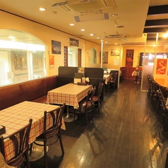 スター インドカレーネパールレストラン&BAR 古町店の雰囲気1