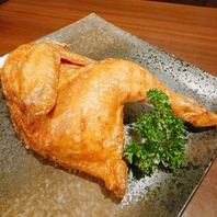 鶏本来の旨味を引き立て、ビールとの相性も抜群