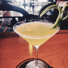 会話から生まれる、世界に一杯だけのカクテル