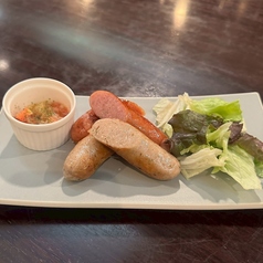 ソーセージのグリル　自家製サルサソース