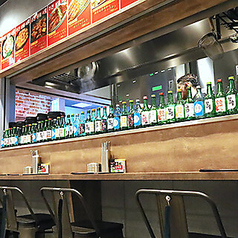 カウンター席は10名様まで利用可能ですので、ランチやサク飲みにピッタリ◎心地よい空間で、特別な時間を過ごしませんか。