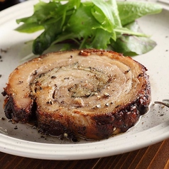 豚バラ肉のぐるぐるロースト