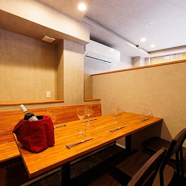 Yakitori&Wine K2の雰囲気1