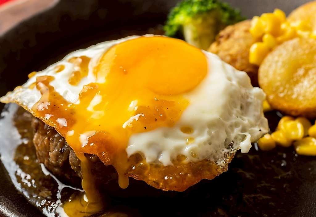 自由自在にハンバーグトッピングして頂けます