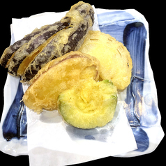 野菜天ぷら4点盛合せ　4kinds Assorted of Vegetable Tempura