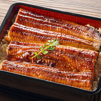 鰻重　(肝吸い　お新香付)