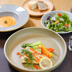 土日祝限定《選べるメインのランチセット》