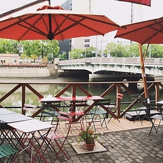 天気のいい日はレガロのテラス席で決まり★