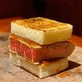 料理メニュー写真&nbsp;名物”シャトーブリアンのカツサンド”