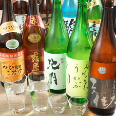 お料理に合うお酒を多数取り揃えております