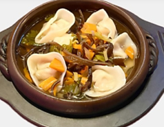 薬膳スープ餃子