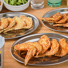 【絶品！手羽先 からあげ とりかわ串】の写真