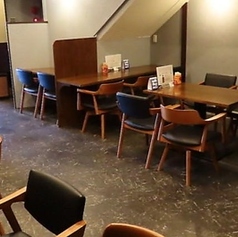 【店舗貸切｜最大42名様】本格アジア料理で大宴会！同窓会や部署の宴会にどうぞ！最大42名様までの大規模な宴会を承ります！同窓会や職場宴会、サークルの打ち上げなど、団体様のご利用に最適です。当店自慢のアジアン料理と、厳選されたナチュラルワインの風味豊かな組み合わせを皆様でご堪能いただけます♪