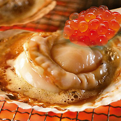 大粒ホタテとたっぷりいくらの直火バター醤油焼き ~香ばし磯の香り~