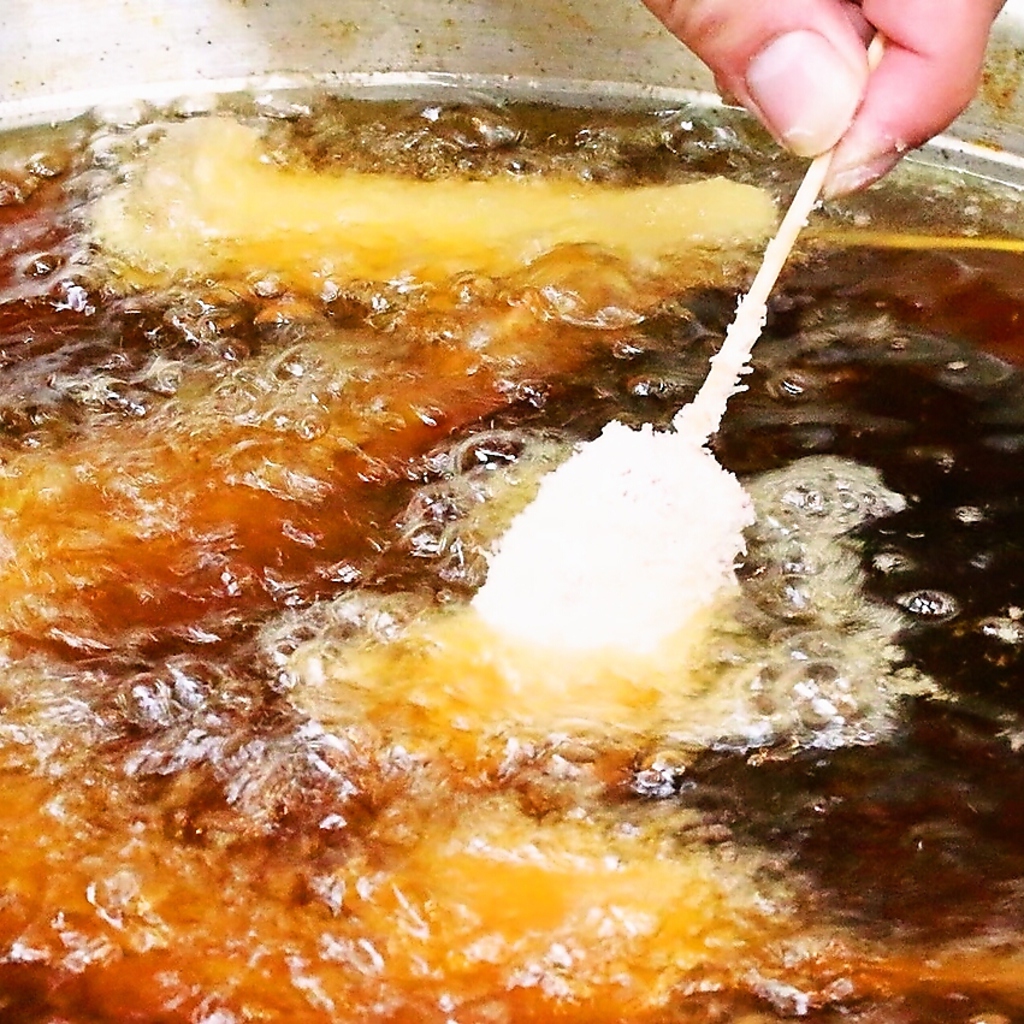 地元三島野菜を使用。季節食材を使用し精魂込めて一本一本仕上げます。あつあつ！揚げたてを堪能あれ