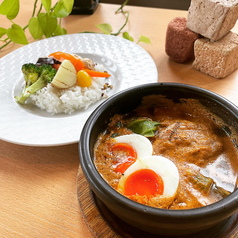 地場野菜と国産鶏肉の豆乳スープカレー