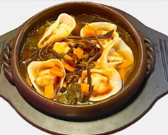 薬膳麻辣スープ餃子