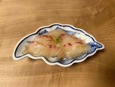 鯛ちらし寿司　　　　　　８００円の写真