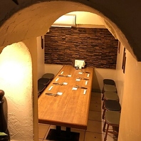 心安らぐ空間と心地よい活気で多様なシーンに最適です♪