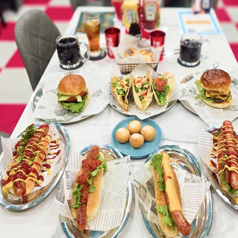 AmericanDiner A&G GARAGE エーアンドジーガレージの特集写真