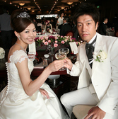 二人の門出を祝う結婚パーティ。お披露目パーティや二次会にプロントがお薦め！気持ちの良いテラスとお洒落な店内をきっと気に入って頂けると思います。
