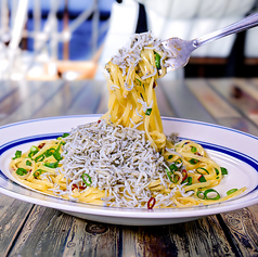 【生パスタ】もりもり釜揚げしらすのペペロンチーノ
