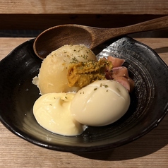 最後はあなたの手で…おでん屋さんのポテトサラダ