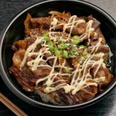 和牛カルビ丼