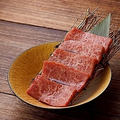 最高ランク和牛を日常に！【黒毛和牛A5ランクカルビ】華やかな空間で楽しむ贅沢な焼肉宴会の写真