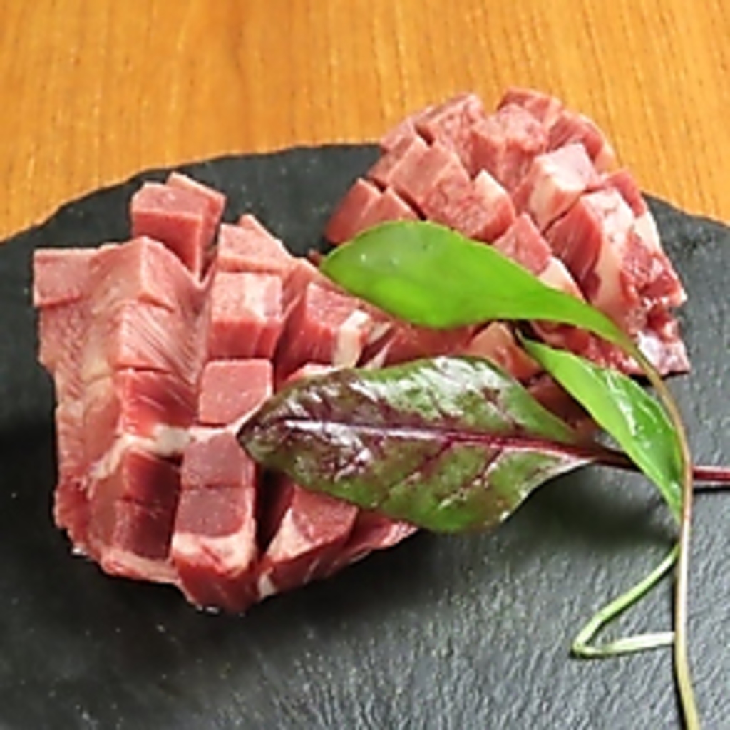 宮城の名物伊達の本格牛タン等、仙台名物多数取り揃え！個室もご用意しております！