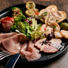 ロジック特製 本日の前菜盛り合わせ