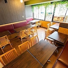 ご宴会にぴったりの個室席を多数完備！人数に応じた完全個室席をご用意させていただきます♪ 貸切予約も承り中！大人数でのお祝いも可能！池袋女子の間で話題の個室居酒屋で記念日や女子会パーティー♪
