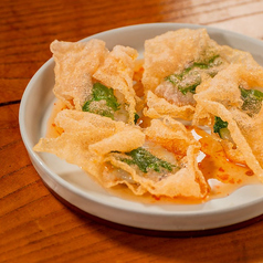 エビと大葉の包み揚げ