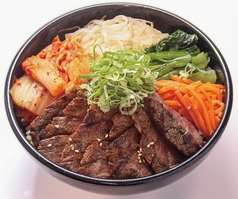 厚切り牛ロースビビンバ丼