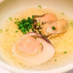 はまぐりと牡蠣の潮そば