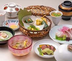 リーガロイヤルホテル広島 日本料理 鯉城 りじょうのコース写真