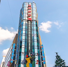 カラオケ館 新宿店の外観1