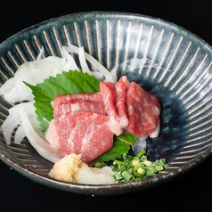 霜降り馬刺し