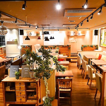 瓦 kawara CAFE&KITCHEN 吉祥寺PARCO店の雰囲気1