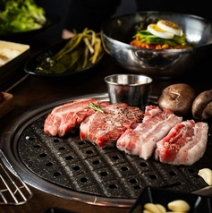 サムギョプサルと韓国料理 ミジンチクサン大阪本店の写真2