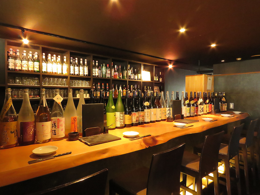 落ち着いた雰囲気の店内2