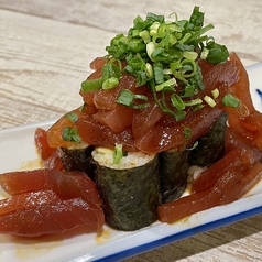 こぼれユッケ寿司