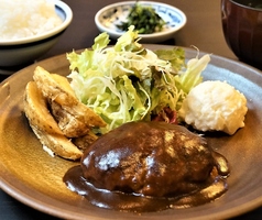 黒さつま鶏ハンバーグ定食