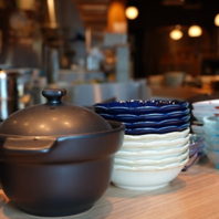 和モダンな落ち着いた店内