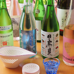 厳選した日本酒は、こだわりの和食にぴったり◎どれを注文するか迷ったらお気軽にお声掛けください。