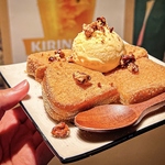 懐かしきなこ揚げパンやごま団子などのデザートも豊富。お食事の締め括りにぜひご賞味くださいませ♪