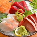 料理メニュー写真 豊洲直送 刺身三点盛り