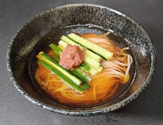 梅キュウ冷麺