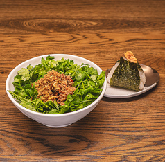 国産パクチーのまぜ米麺セット（おむすび1個付）