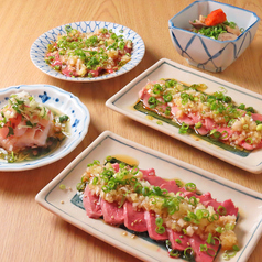 朝挽きの鮮度抜群な内臓を低温調理で仕上げた≪肉刺し！≫